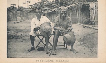 V 348/CPA      CONGO FRANCAIS -     CHEFS PAHOUINS