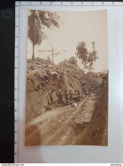 CONGO BELGA BELGE. POSTAL FOTOGRAFICA RPPC + NEGATIVO NEGATIF. 1920 1930. TRANCHEE GRANITE.