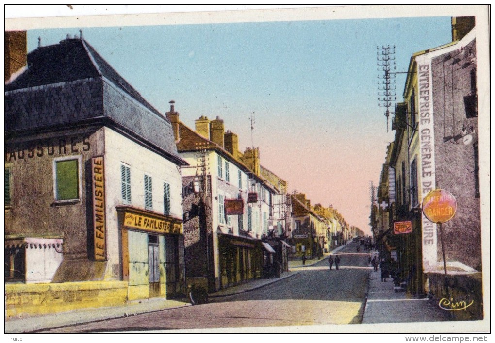 CORBEIL-ESSONNES ESSONNES RUE DE PARIS BOULEVARD FONTAINEBLEAU COMMERCE LE FAMILISTERE