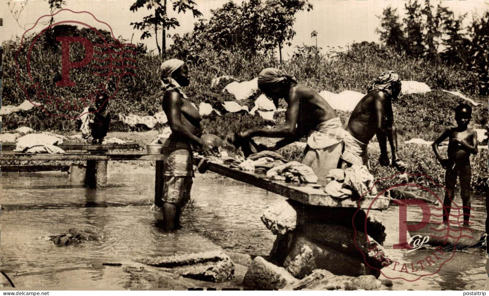 COSTA DE MARFIL. Côte d'Ivoire. ABIDJAN et ses Alentours - Lavoirs indigènes à COCODY