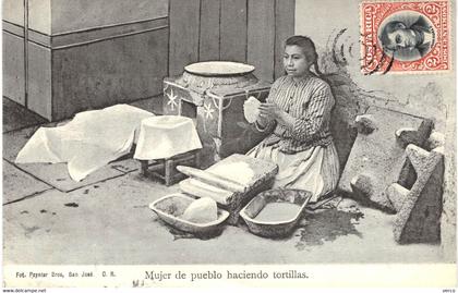 Carte POSTALE   Ancienne  de COSTA RICA - Une Femme faisant des Tortillas