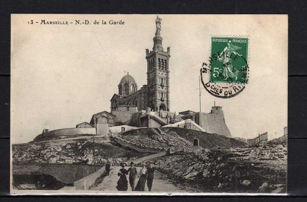 CPA - 13 Marseille - N.-D. de la Garde - animée