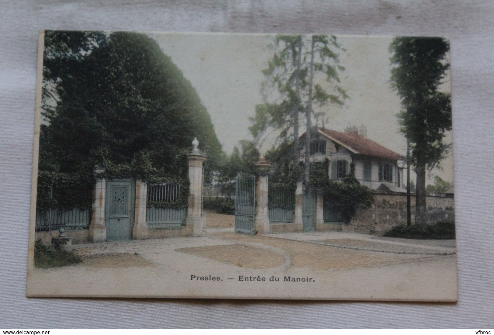 Cpa 1908, Presles, entrée du manoir, Val d'Oise 95