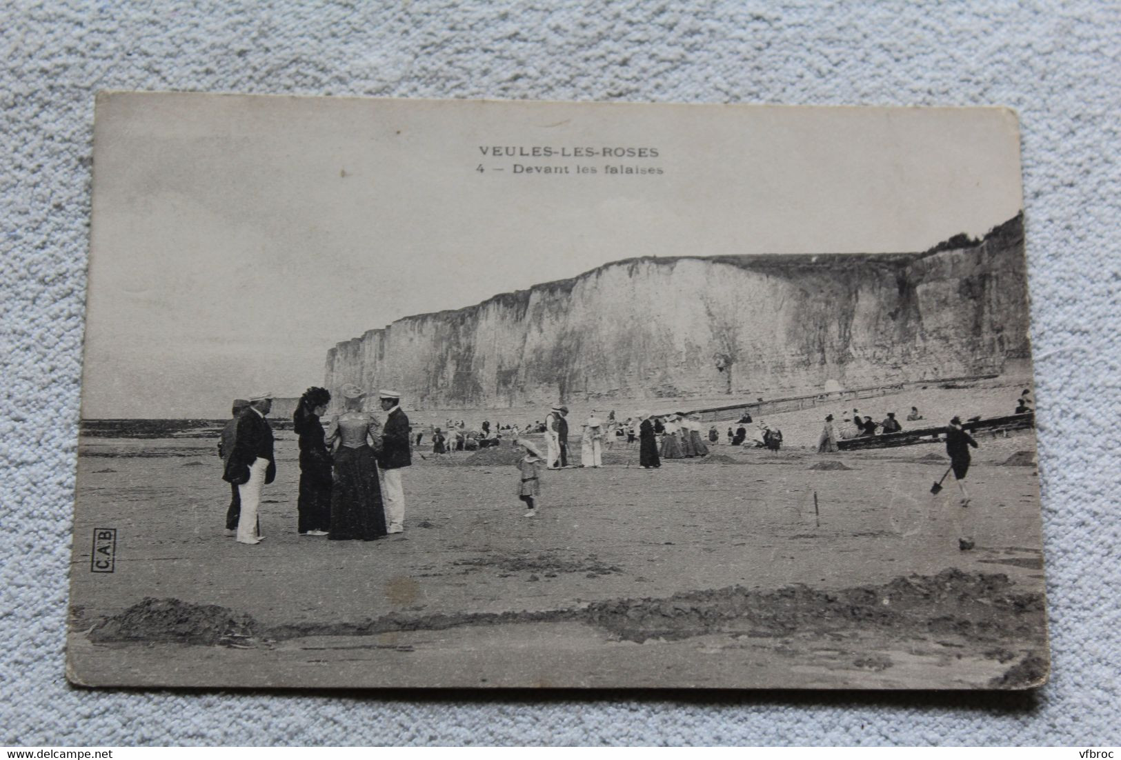 Cpa 1909, Veules les Roses, devant les falaises, Seine maritime 76