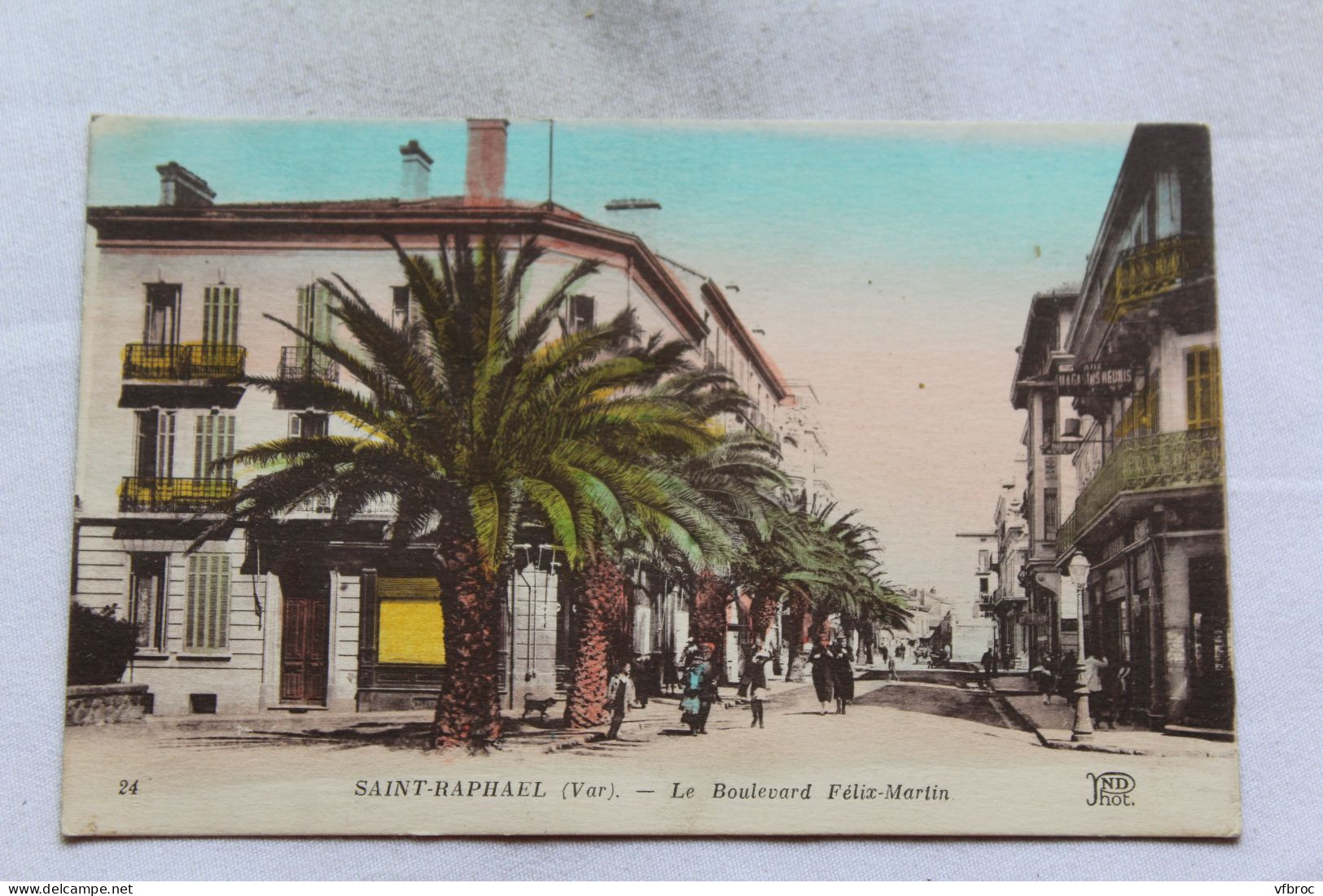 Cpa 1918, Saint Raphael, le boulevard Félix Martin, Var 83