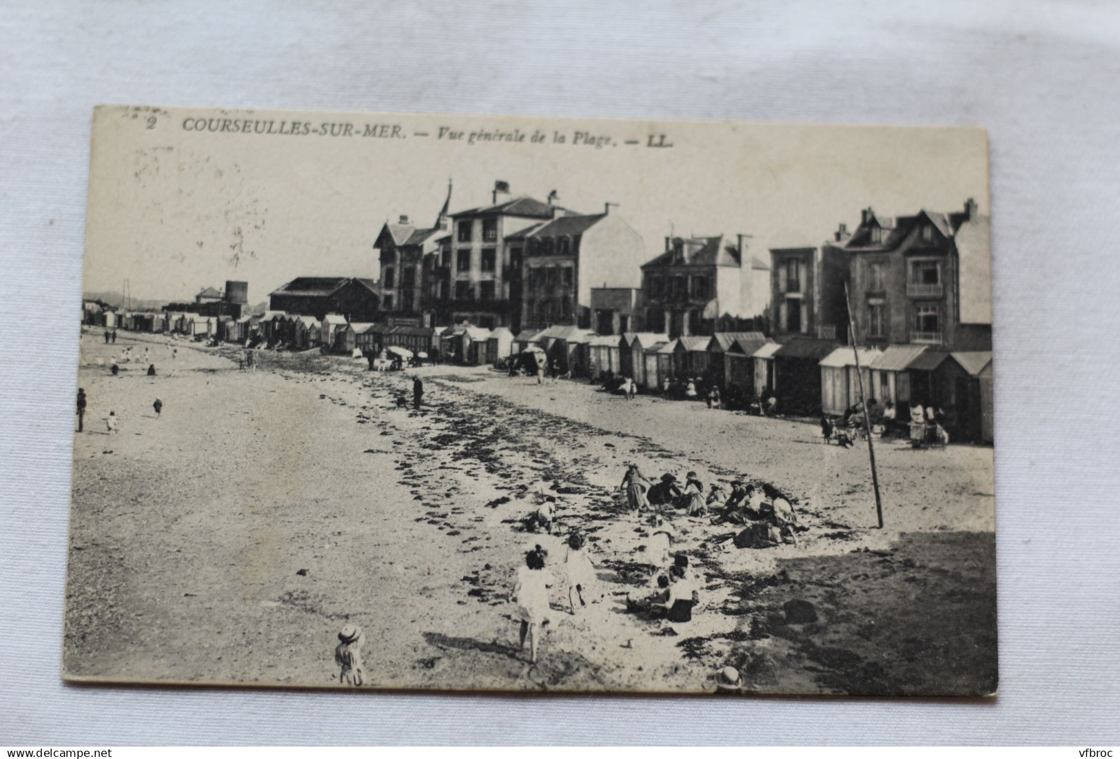 Cpa 1924, Courseulles sur mer, vue générale de la plage, Calvados 14