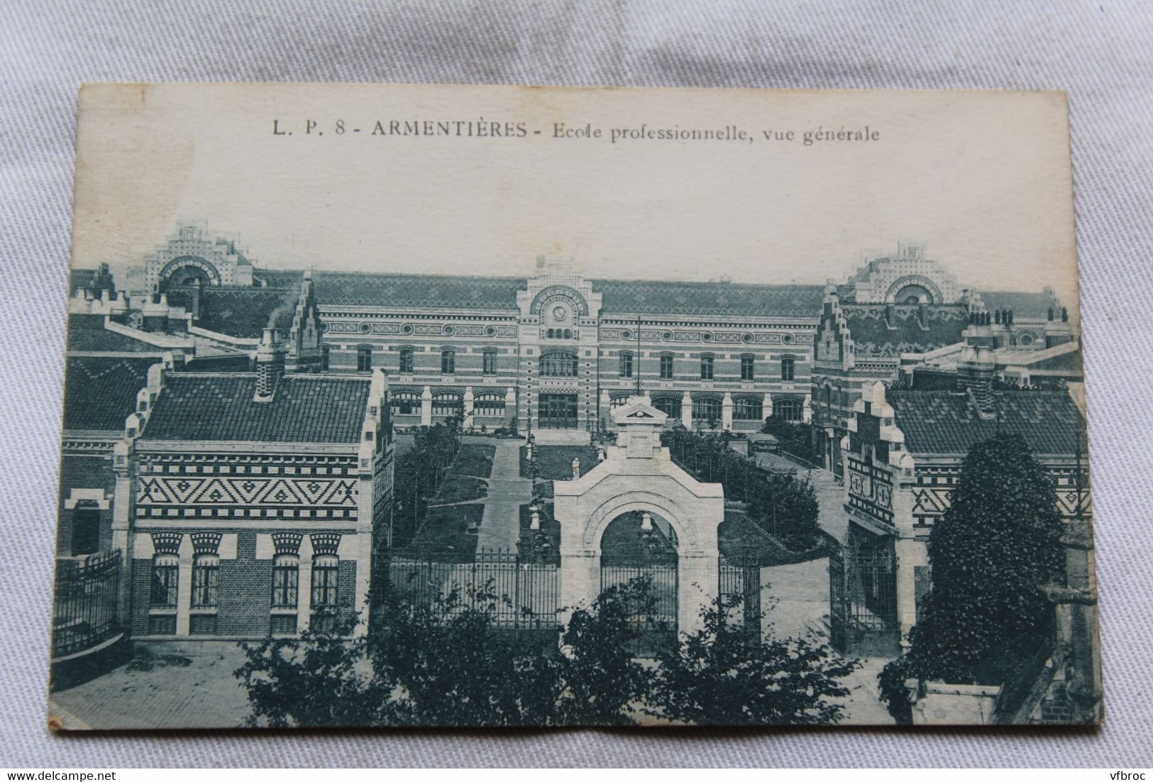 Cpa 1926, Armentières, école professionnelle, vue générale, Nord 59