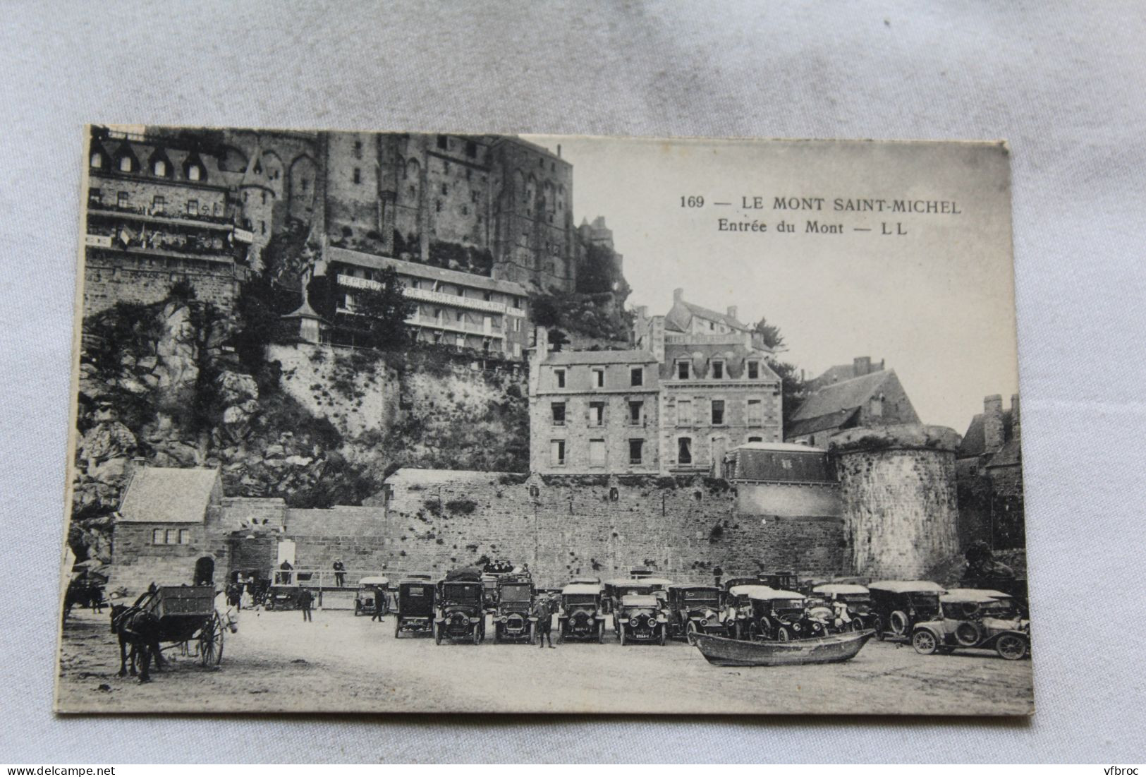 Cpa 1927, le Mont saint Michel, entrée du mont, Manche 50