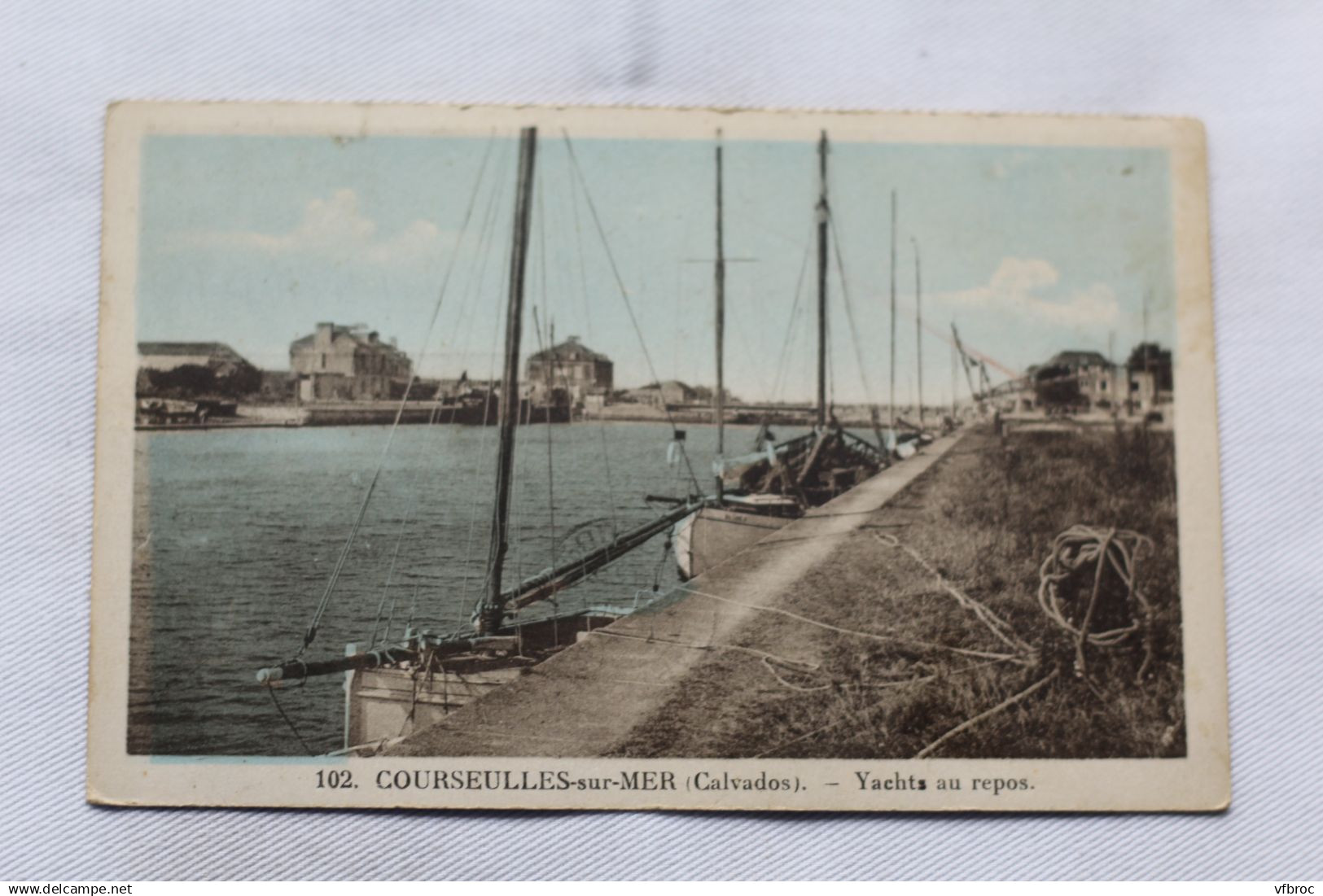 Cpa 1935, Courseulles sur mer, yachts au repos, Calvados 14