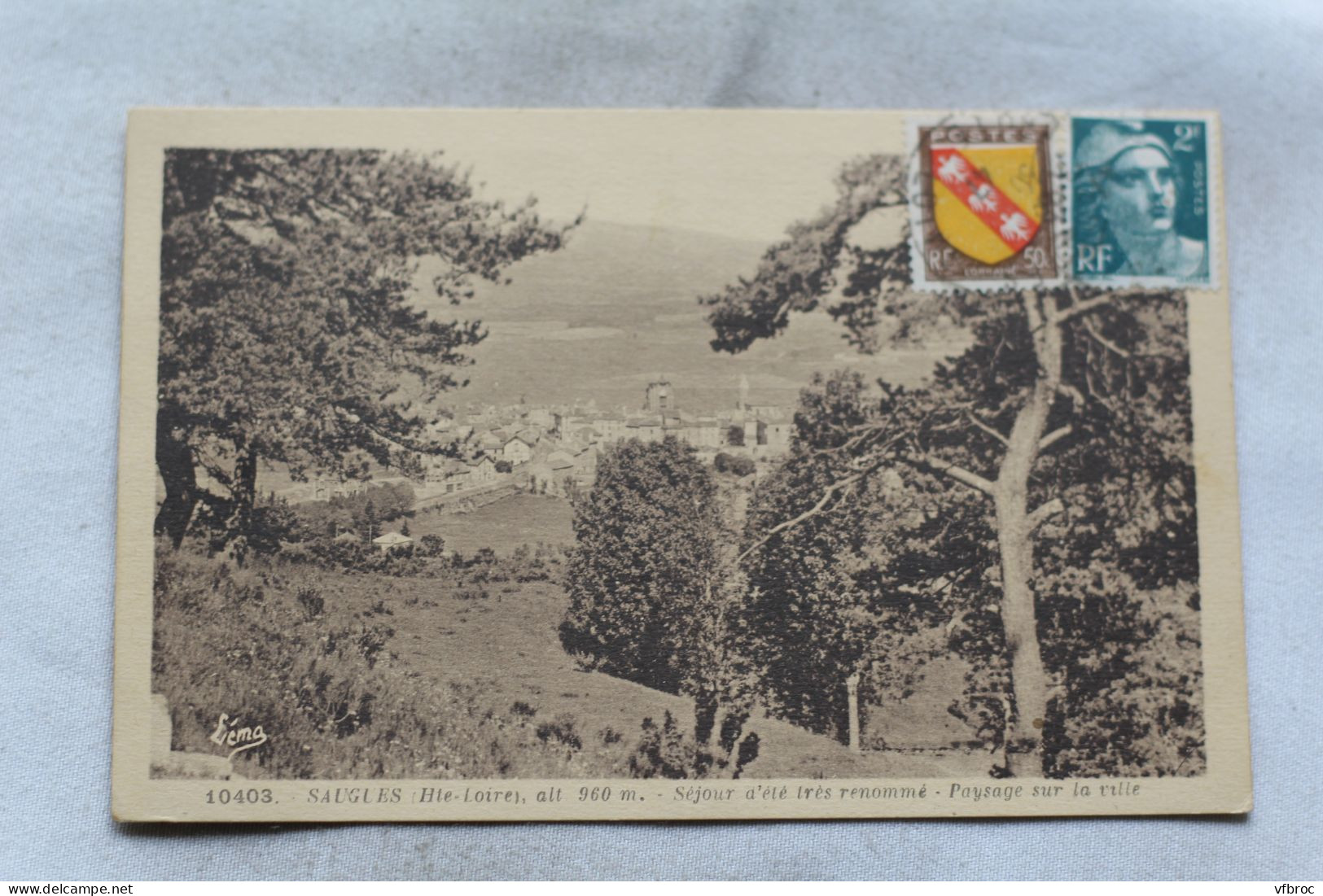 Cpa 1947, Saugues, paysage sur la ville, Haute Loire 43