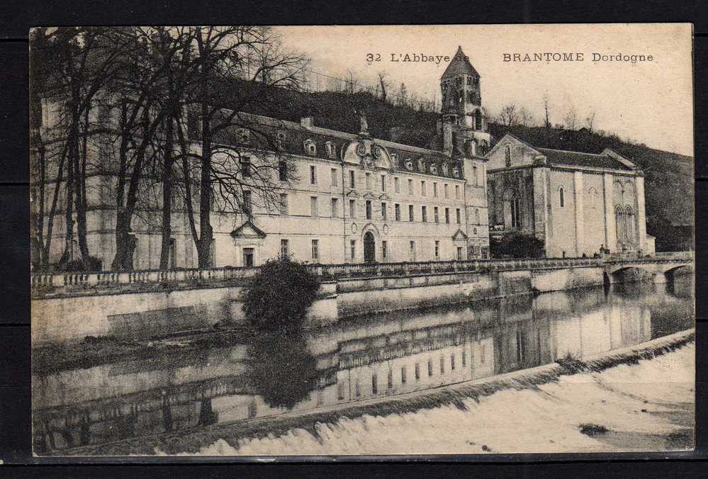 CPA 24 - L'Abbaye de Brantome Dordogne