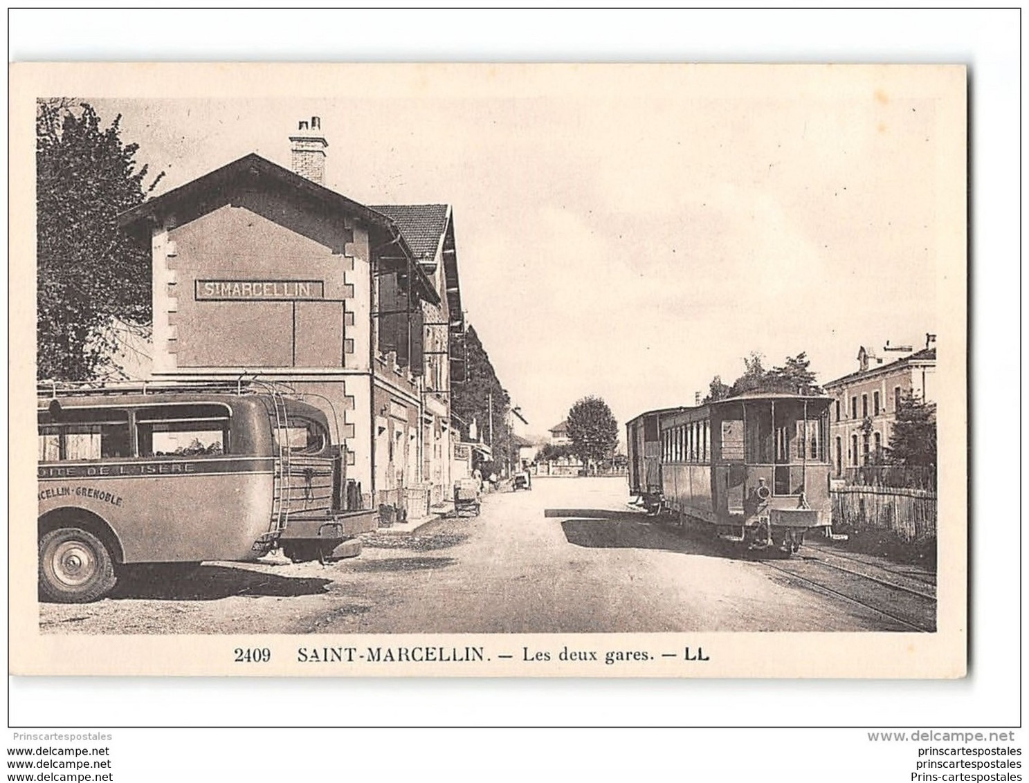 CPA 38 Saint Marcellin la gare et le train tramway ligne de Lyon Saint Marcellin