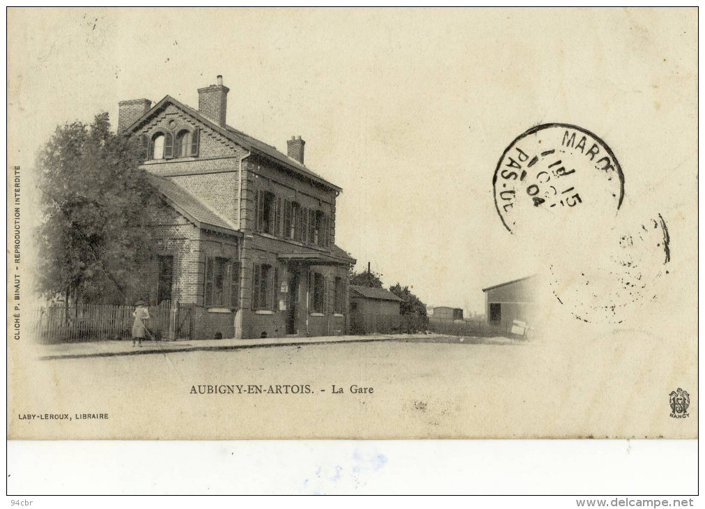 CPA (62) AUBIGNY EN ARTOIS  la gare