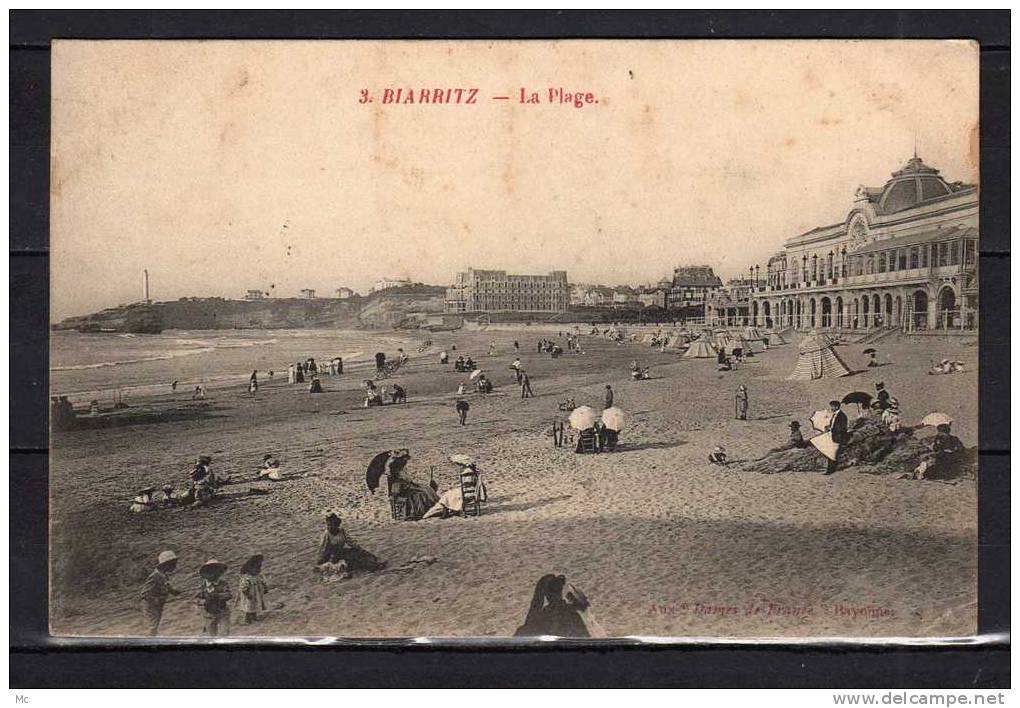 CPA 64 - Biarritz - La Plage