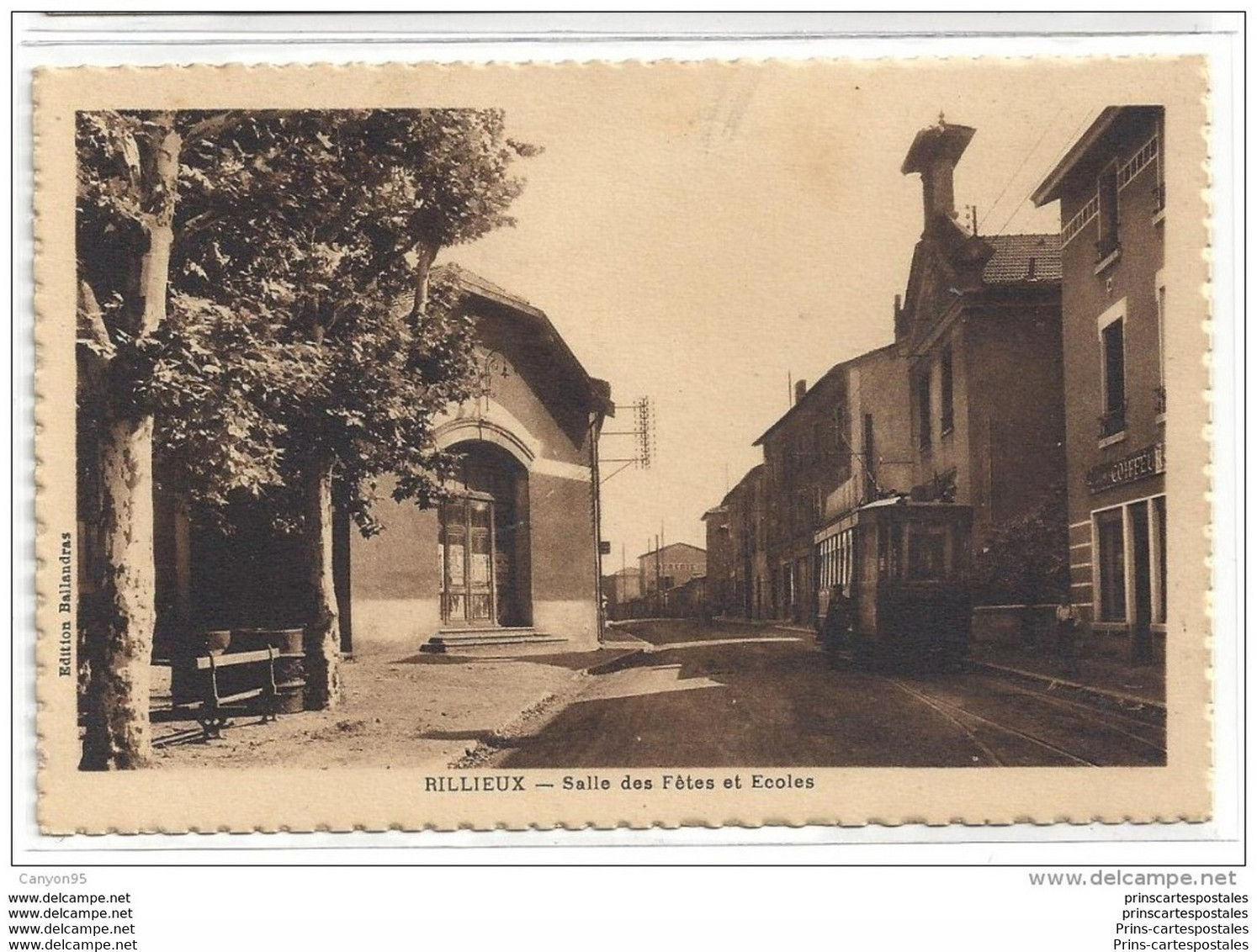 CPA 69 Rillieux la Pape salle des fetes et  le tramway