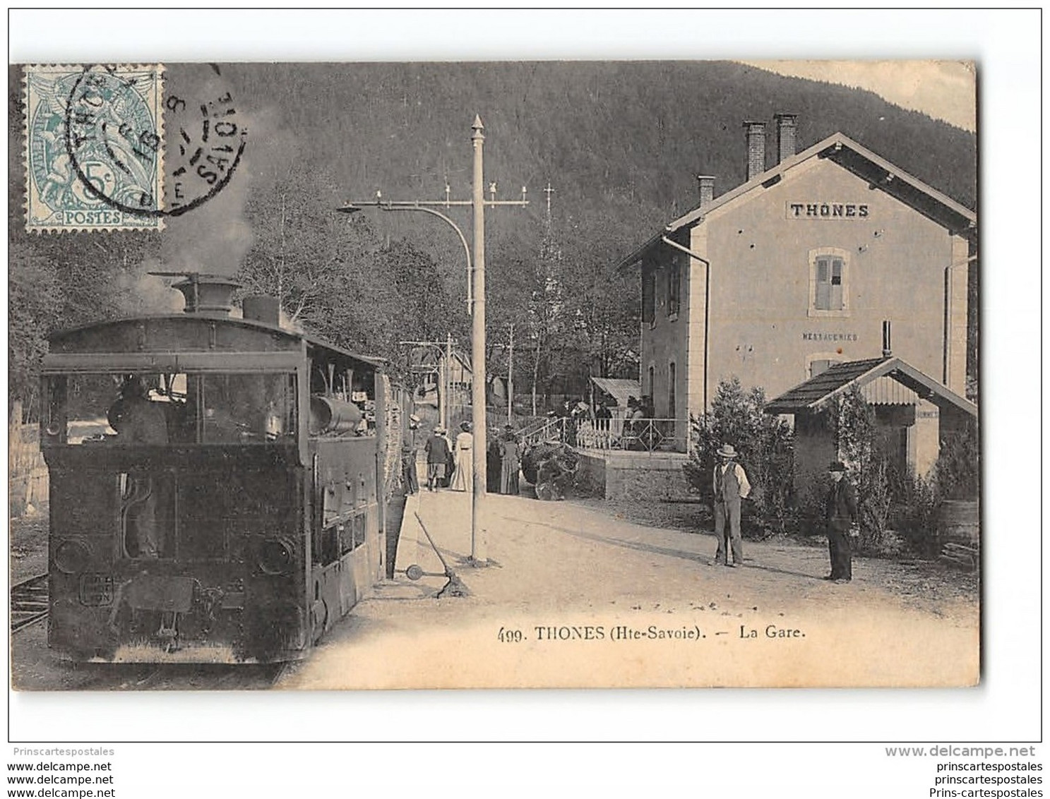 CPA 74 Thones la gare et le train tramway ligne de d'Annecy Thones