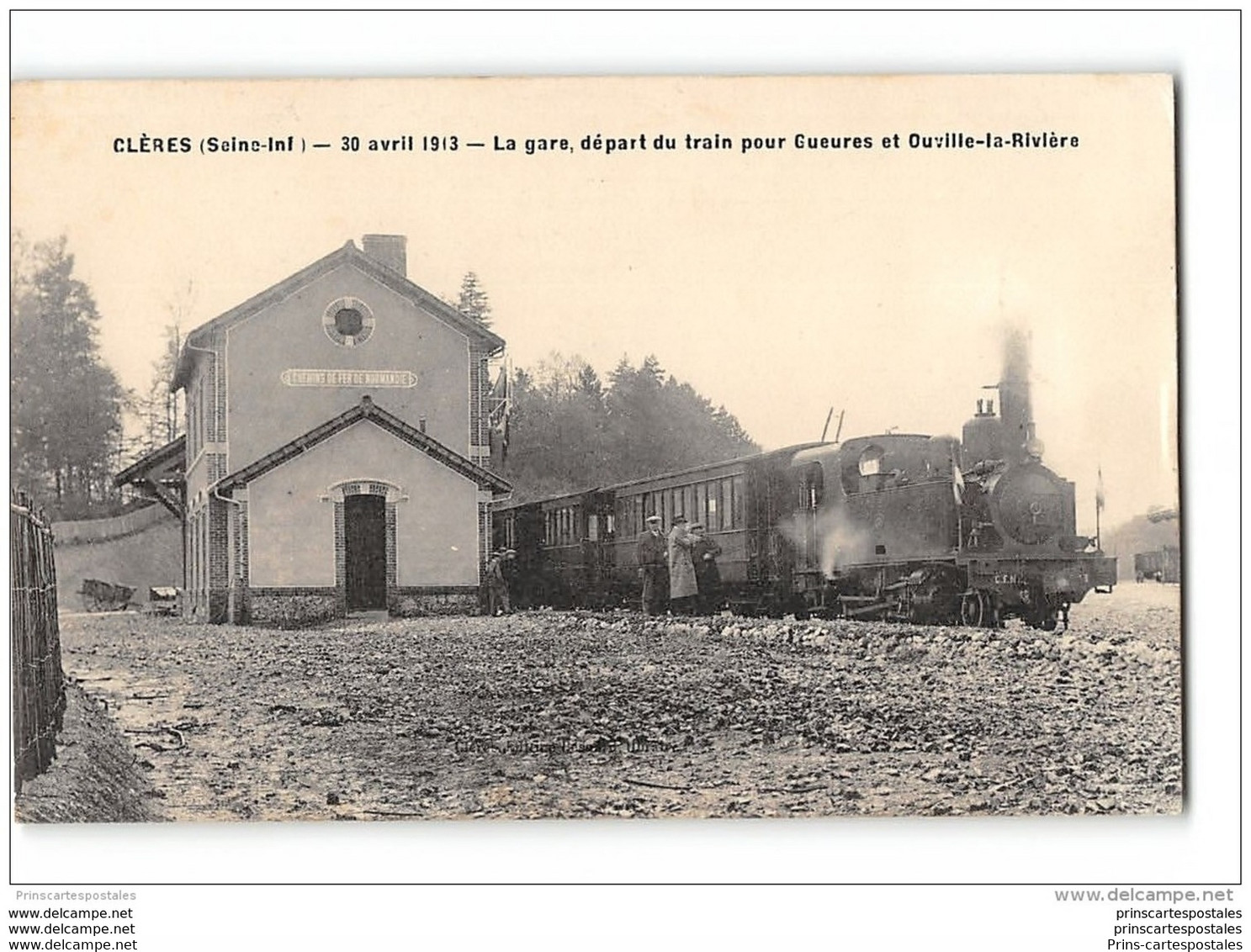 CPA 76 Clères la gare et le train tramway ligne d'Ouville Gueures Cleres