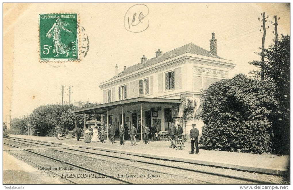 CPA 95 FRANCONVILLE LA GARE LES QUAIS