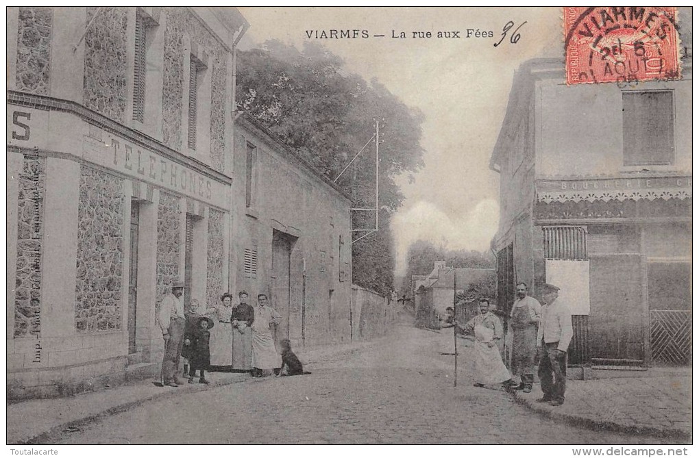 CPA 95 VIARMES LA RUE AUX FEES 1906