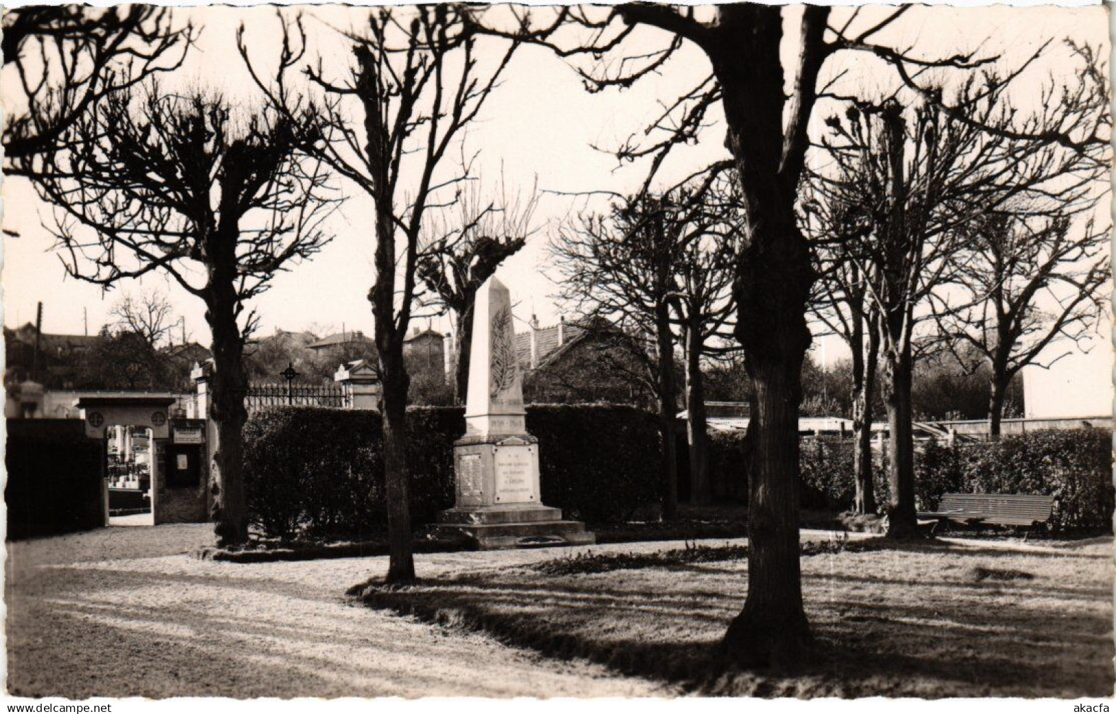 CPA ABLON-sur-SEINE Monument aux Morts (1352816)