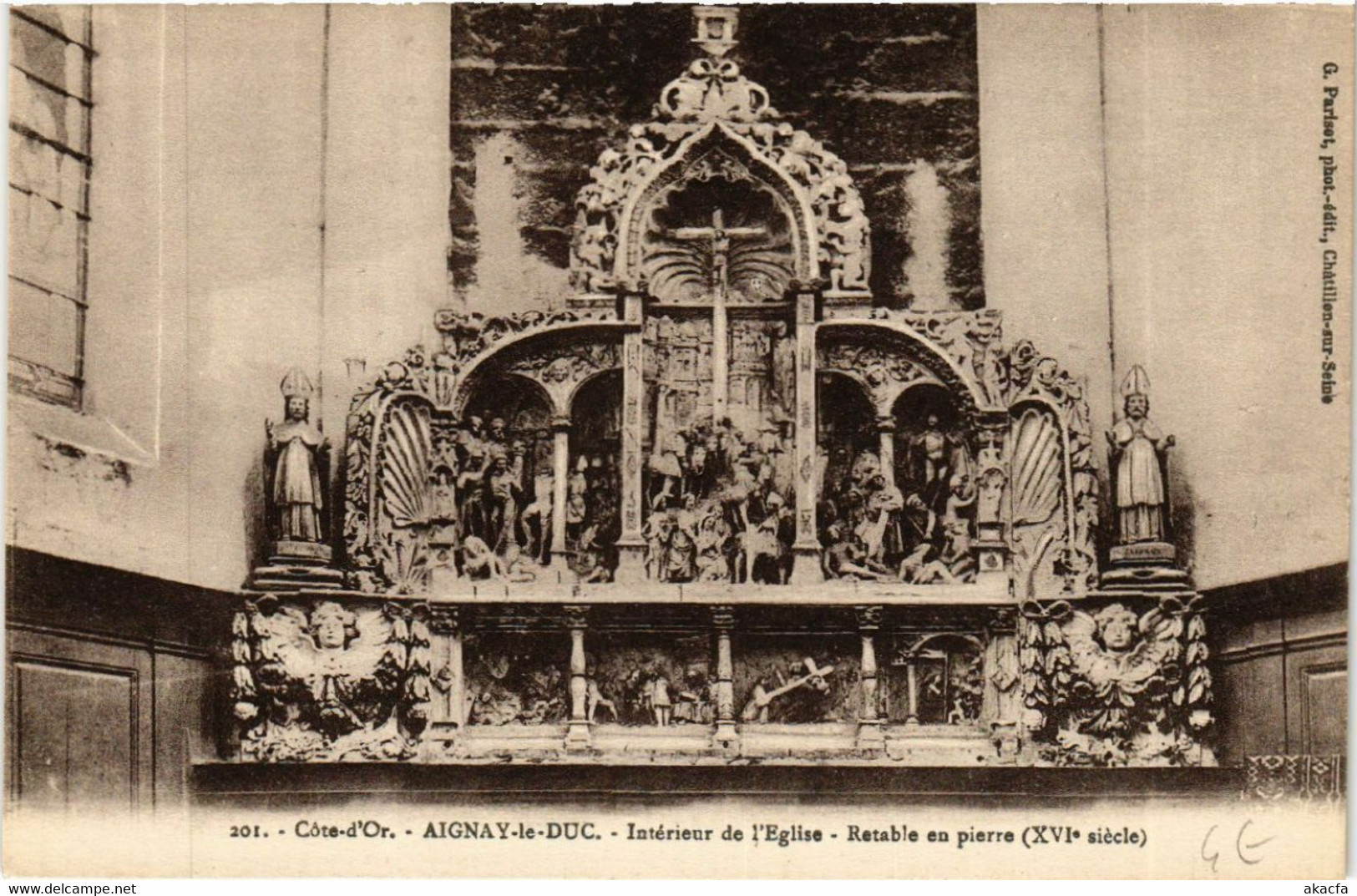 CPA AK AIGNAY-le-DUC - Intérieur de l'Église - Retable en pierre (586647)