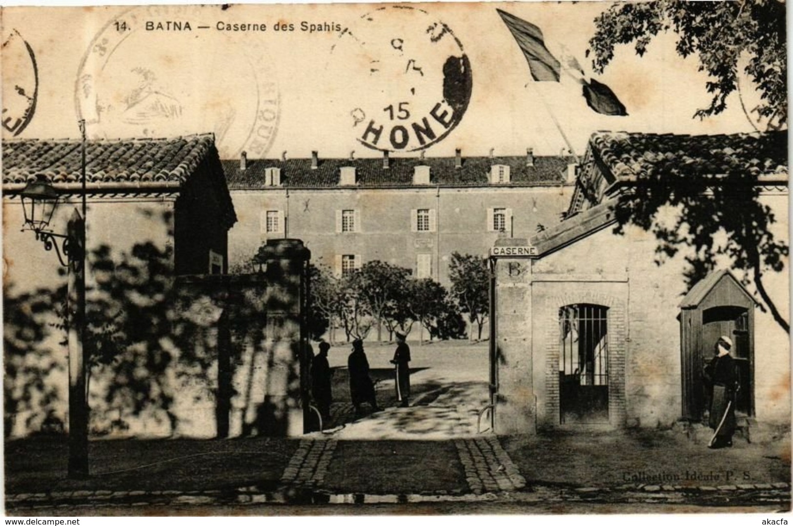 CPA AK Algérie-Batna-Caserne des Spahis (238492)