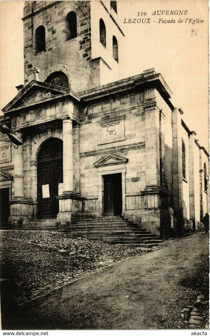 CPA AK Auvergne LEZOUX Facade de l'Église (408754)