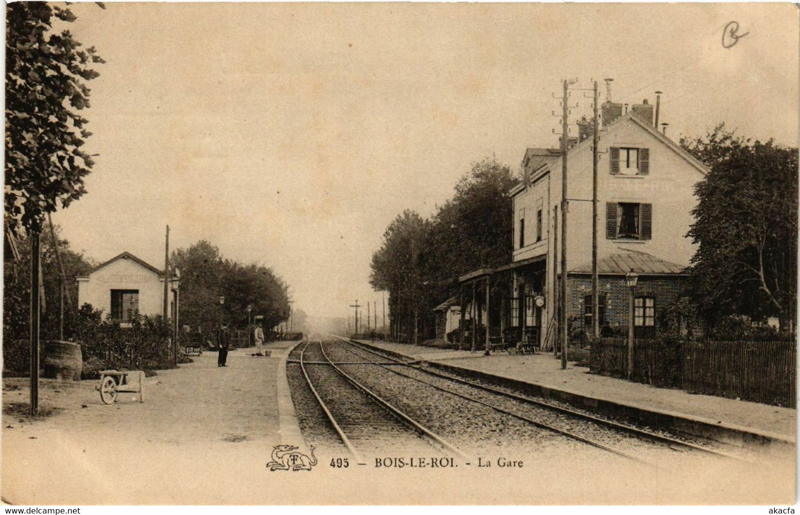 CPA AK BOIS-le-ROI - La Gare (472250)