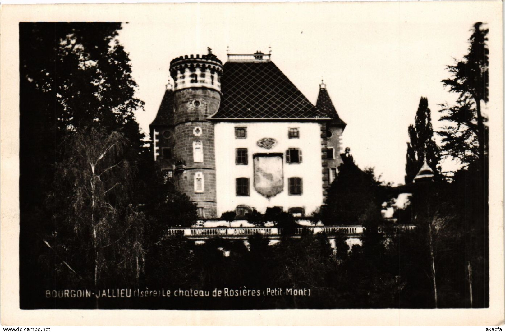 CPA AK BOURGOIN - JALLIEU - Le Chateau de Rosieres (432969)