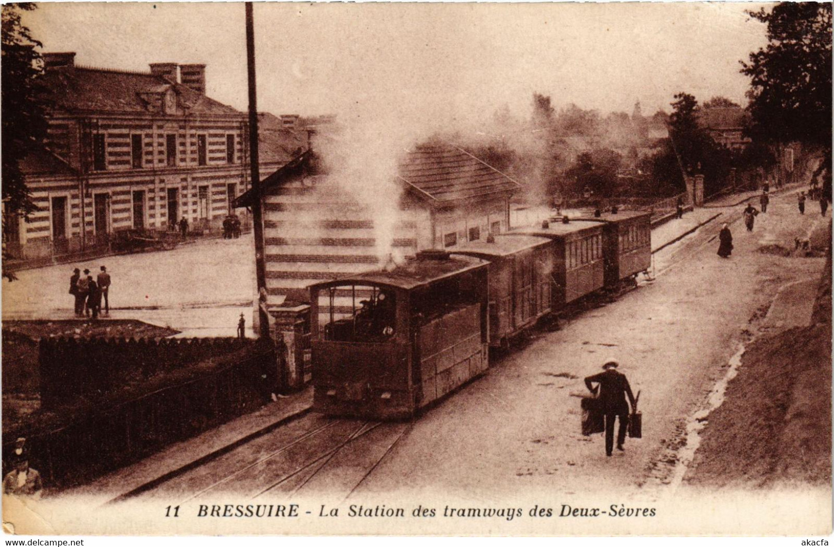 CPA AK BRESSUIRE Station des Tramways TRAM VAPEUR  (977229)