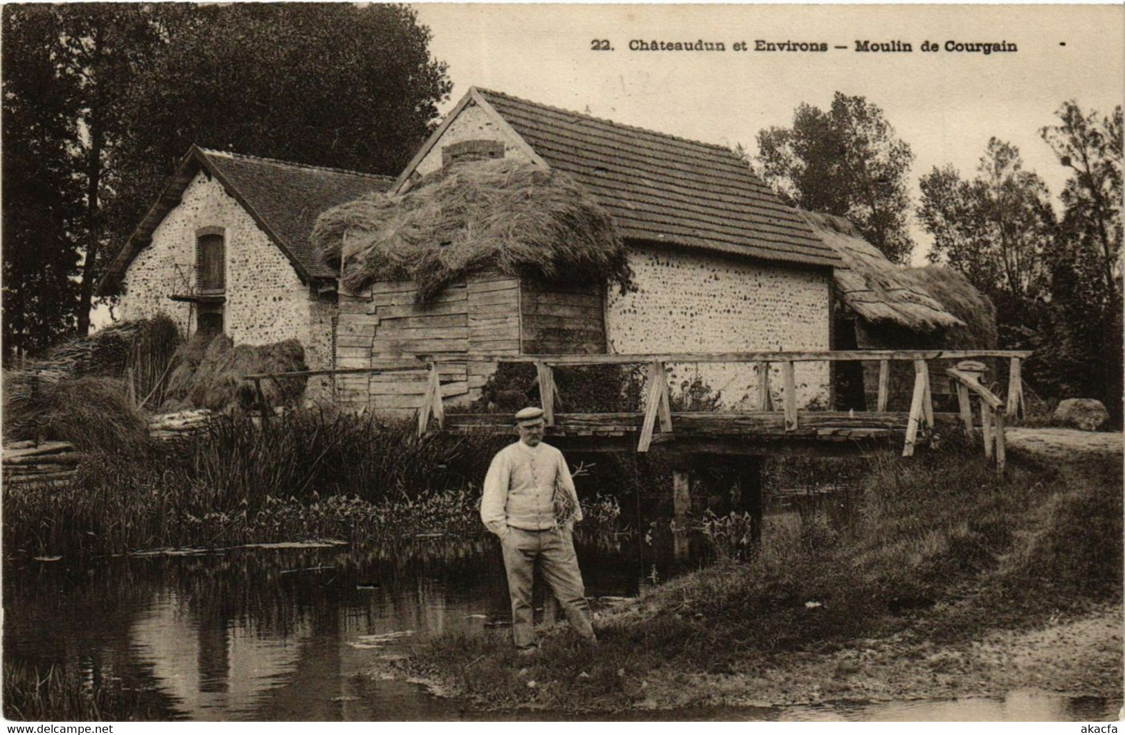 CPA AK CHATEAUDUN - CHATEAUDUN et Env. - Moulin de Courgain (385829)