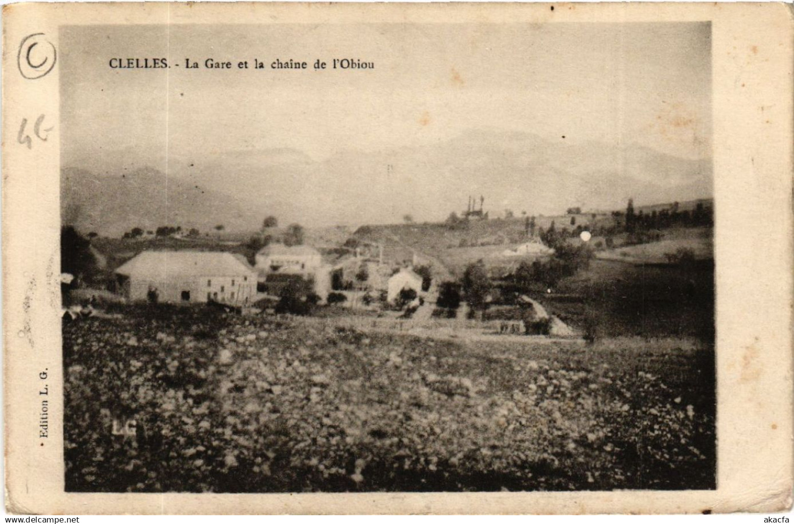 CPA AK CLELLES - La Gare et la chaine de l'Obiou (489271)