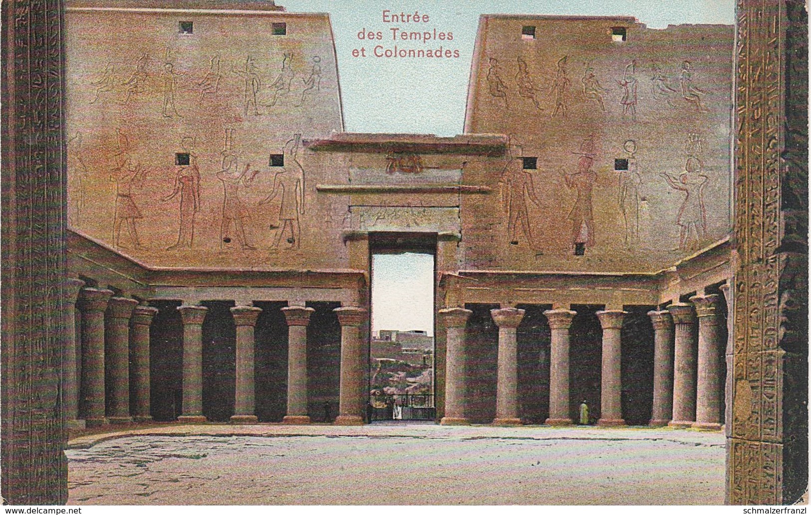 CPA AK Denderak Dendera دندرة Entrée Colonnades Temple معبد a Qina Qena قنا Ägypten Egypt مصر Egypte