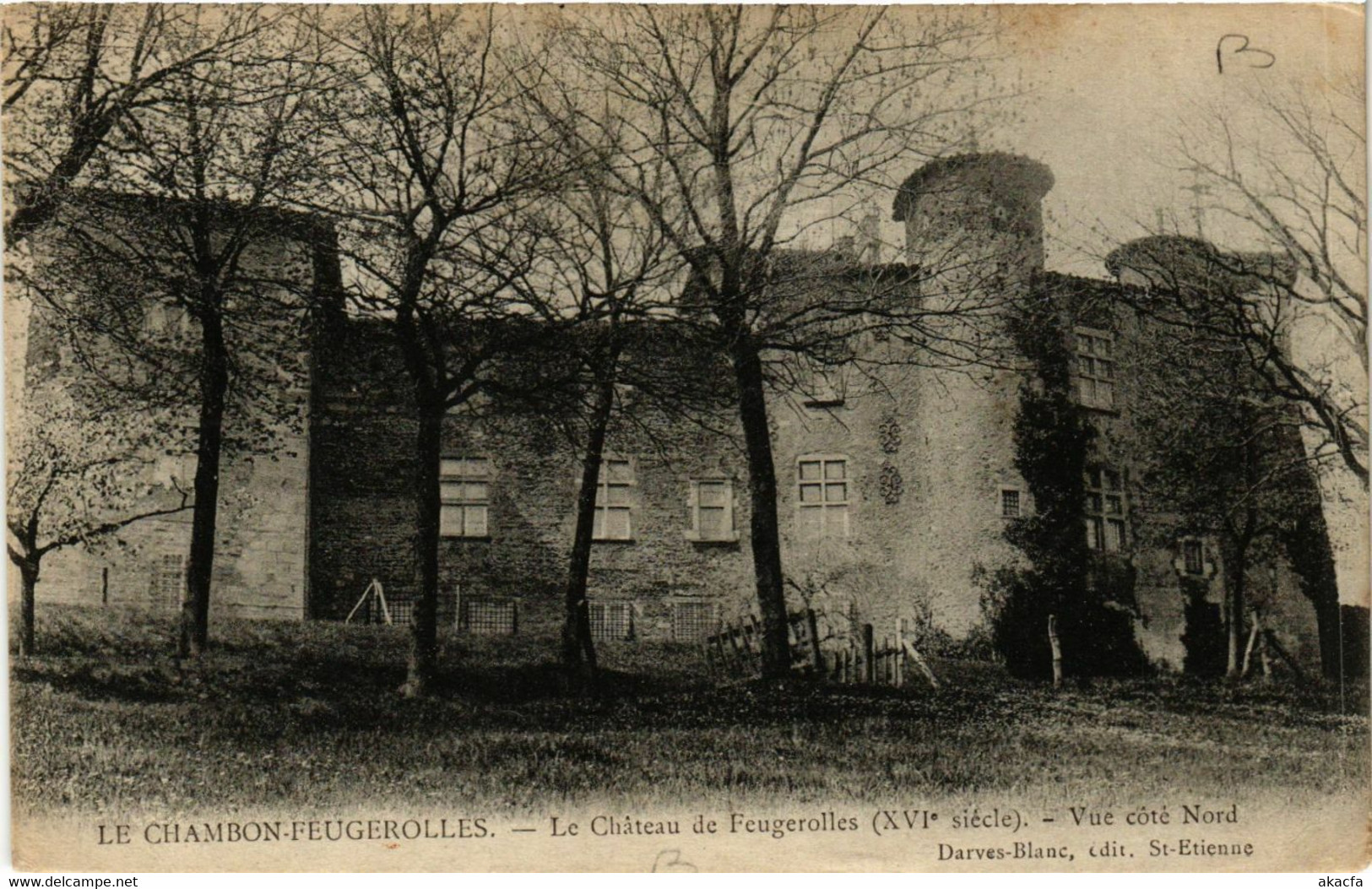 CPA AK Le CHAMBON-FEUGEROLLES - Le Chateau de FEUGEROLLES - Vue (359892)