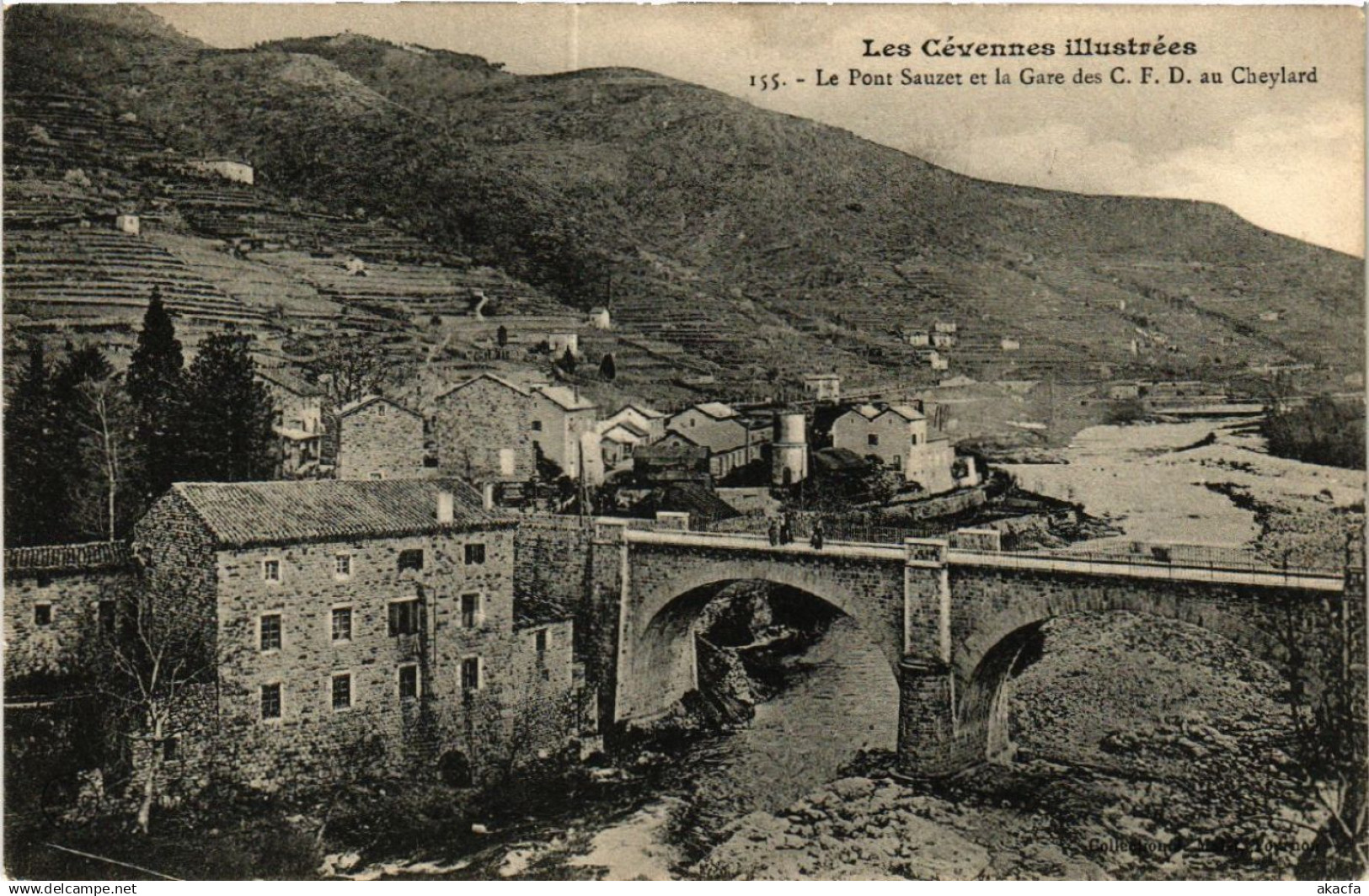 CPA AK Le CHEYLARD Le Pont Sauzet et la Gare des C. F. D. au Cheylard (484883)