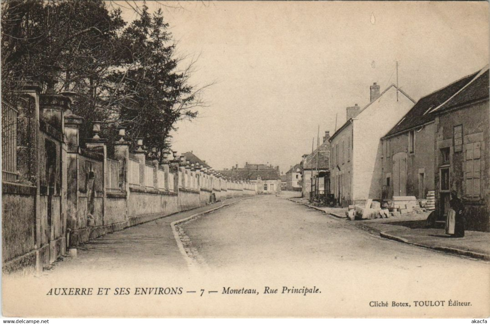 CPA AK Moneteau Rue Principale FRANCE (1176143)