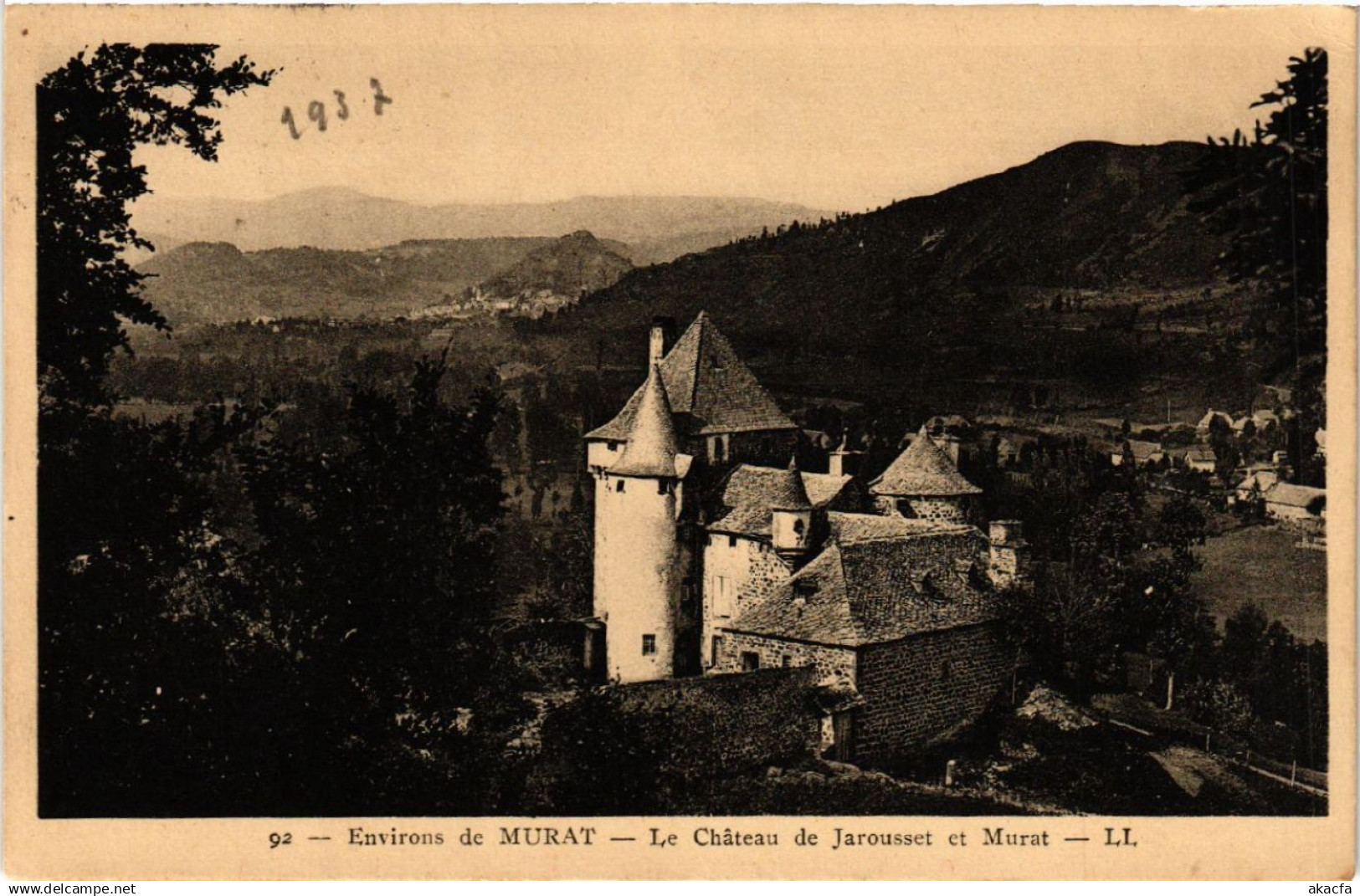 CPA AK MURAT - Env. - Le Chateau de Jarousset et MURAT (480254)