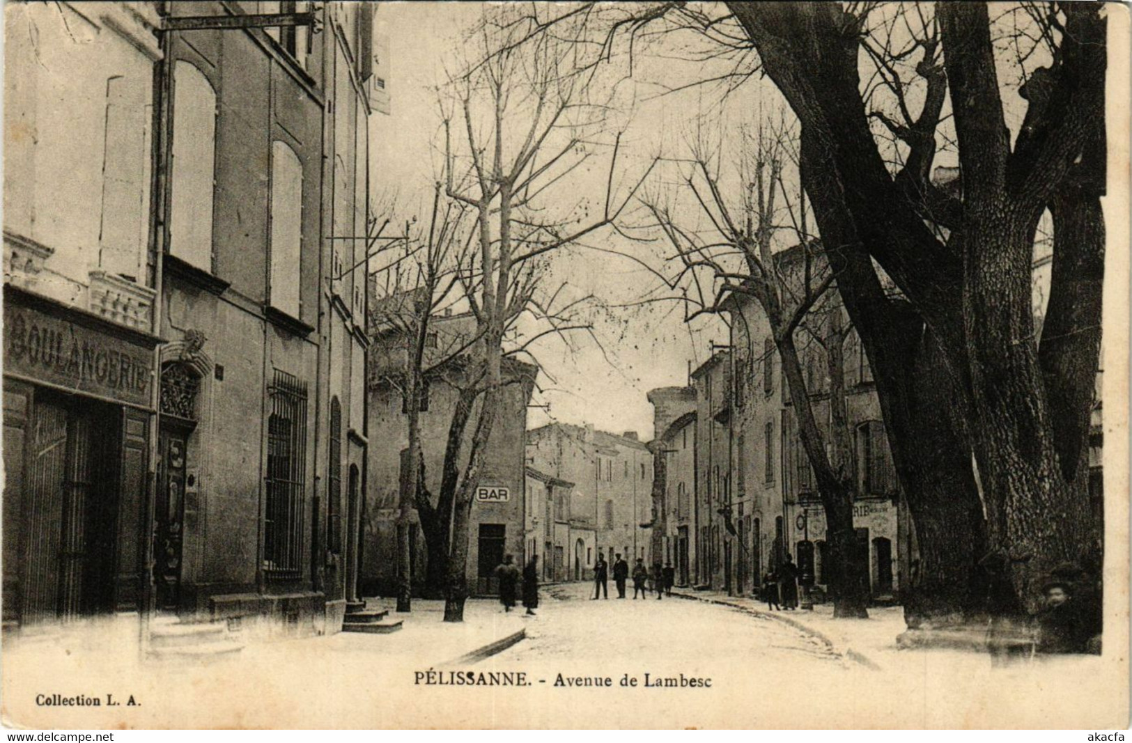 CPA AK PELISSANNE Avenue de Lambesc (410319)