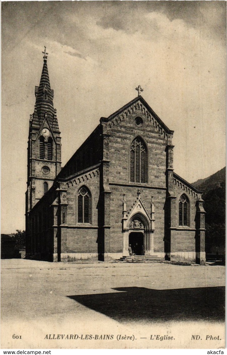 CPA Allevard-les-Bains - L'Eglise FRANCE (961694)