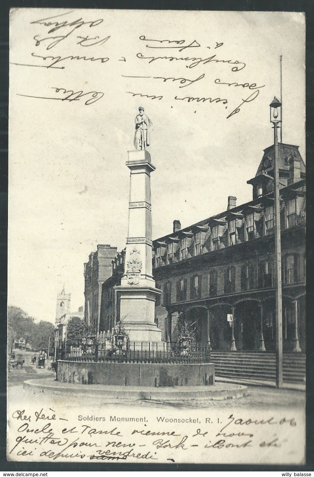 +++ CPA - Amérique - Etats Unis - Rhode Island - WOONSOCKET - Soldiers Monument  //