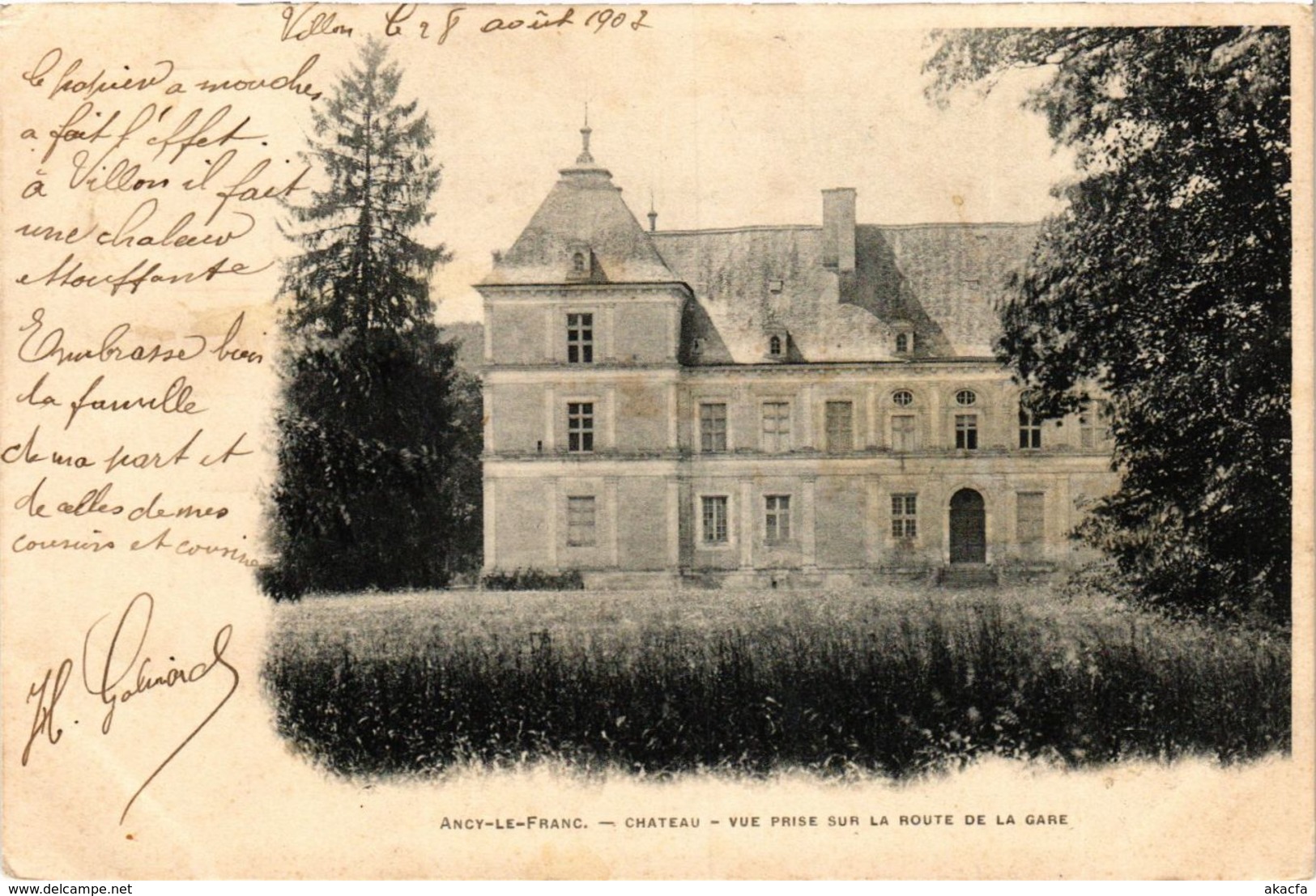 CPA Ancy-le-Franc - Chateau - Vue prise sur la Route de la Gare FRANCE (960624)