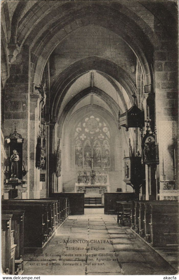 CPA ARGENTON-CHATEAU Interieur de l'Eglise (1141149)