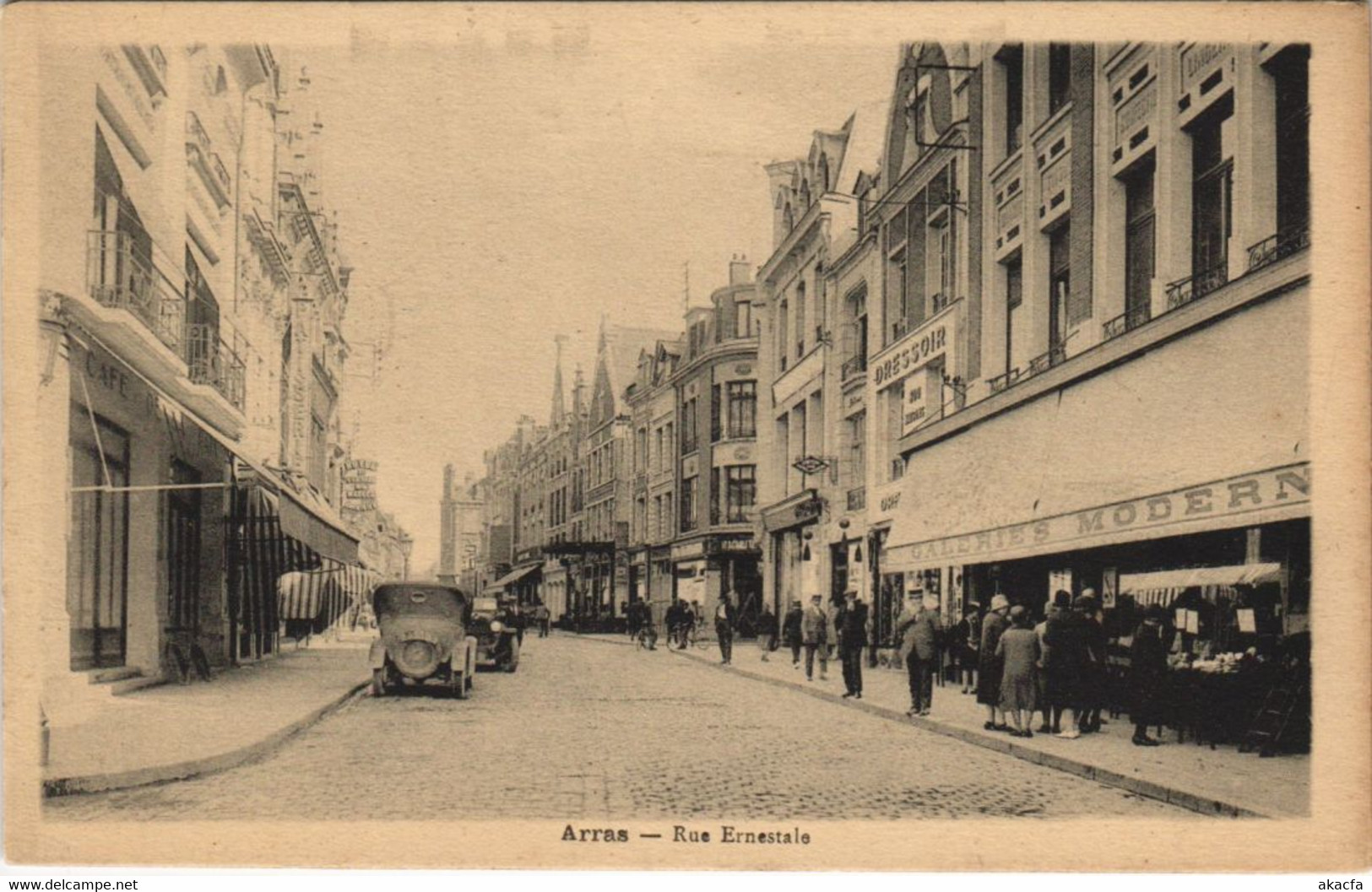 CPA ARRAS-Rue Ernestale (46140)