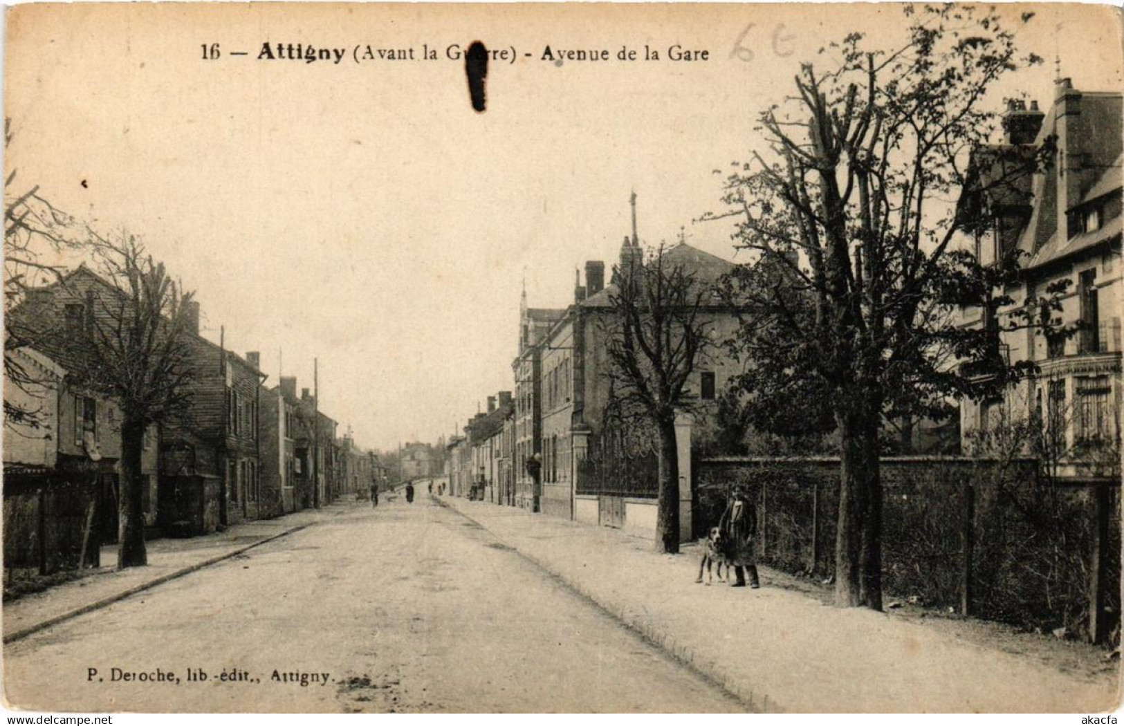 CPA ATTIGNY Avenue de la Gare (646513)