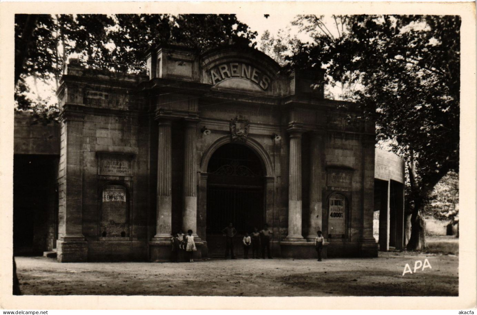 CPA BEAUCAIRE - Les Arénes (299661)