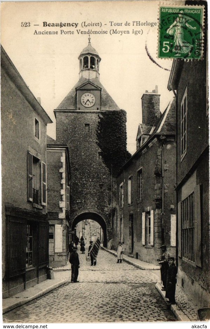 CPA BEAUGENCY - Tour de l'Horloge (270676)