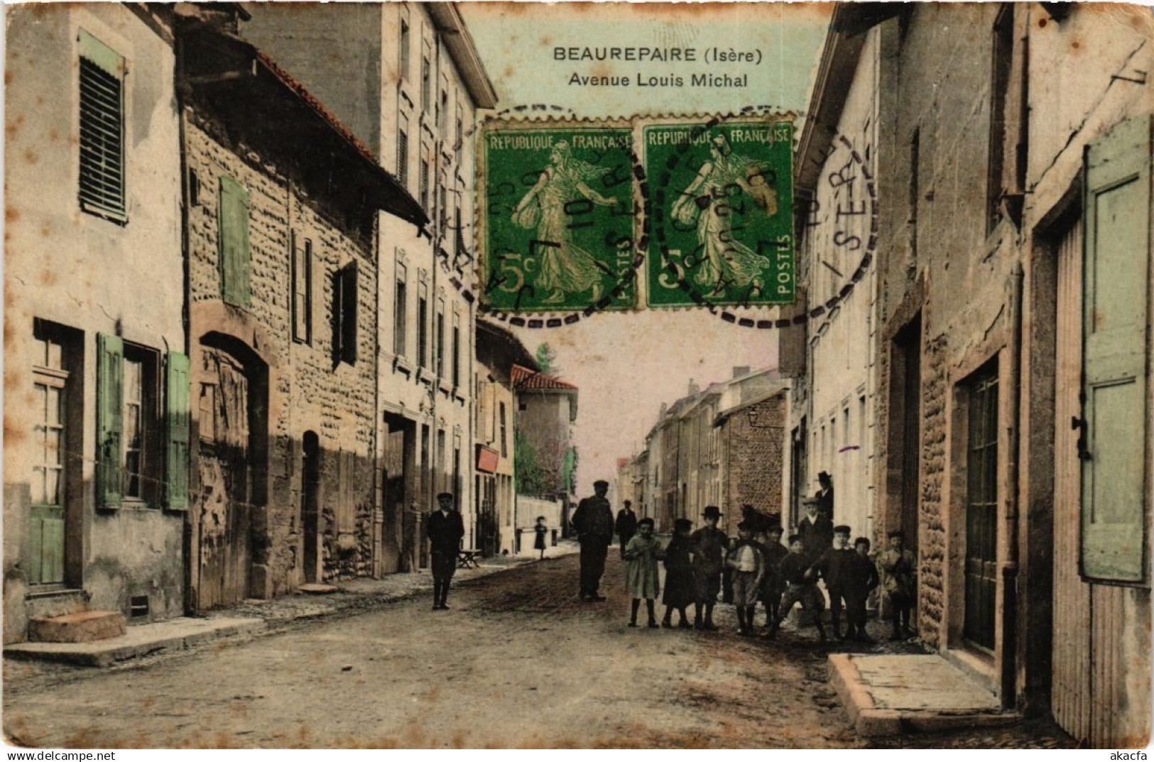 CPA BEAUREPAIRE - Avenue Louis Michel (247405)