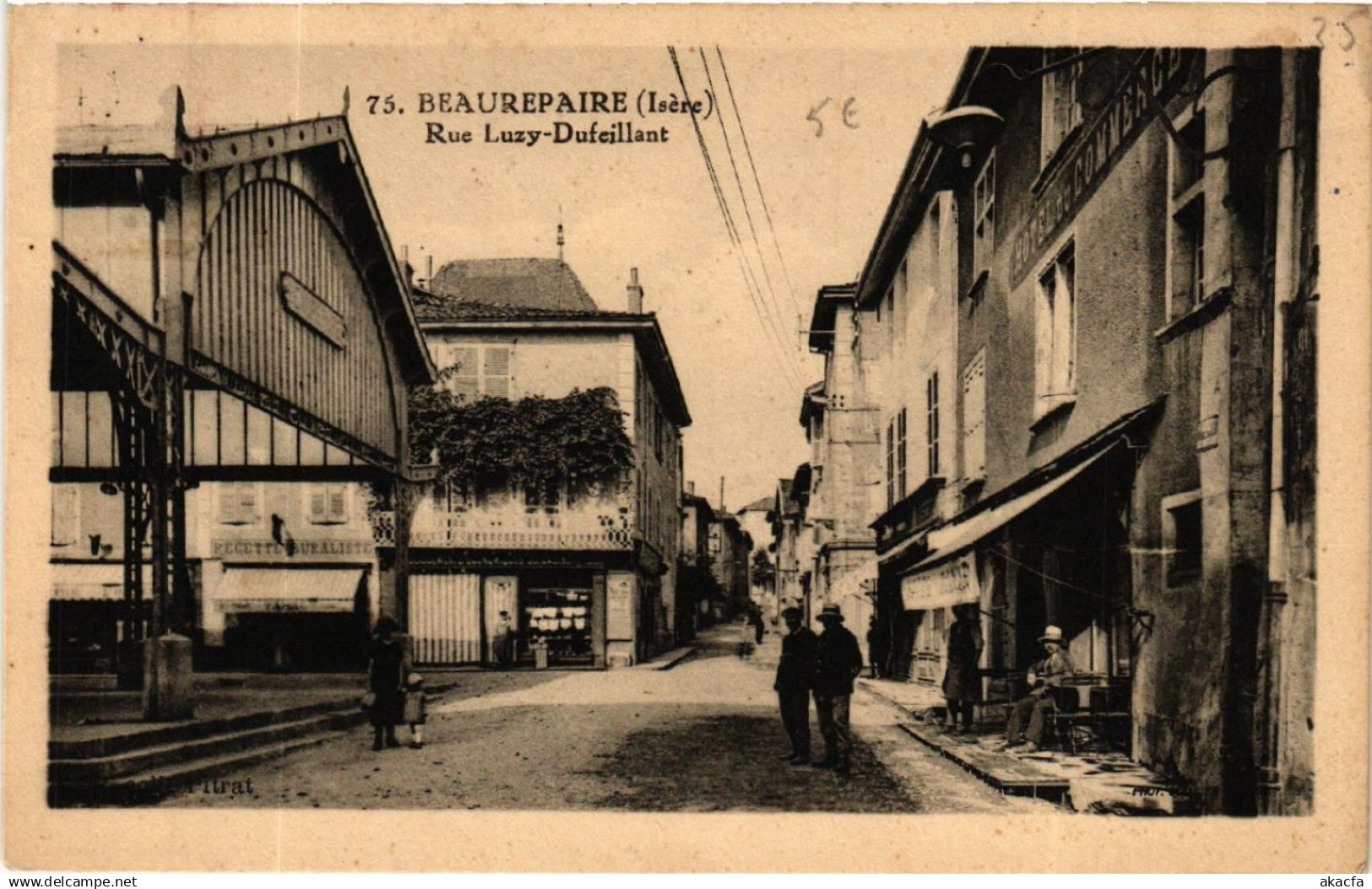 CPA BEAUREPAIRE - Rue Luzy-Dufeillant (489235)