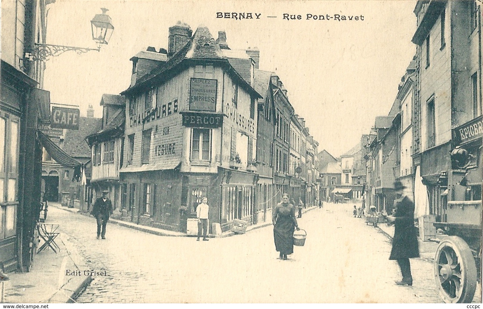 CPA Bernay rue Pont Ravet