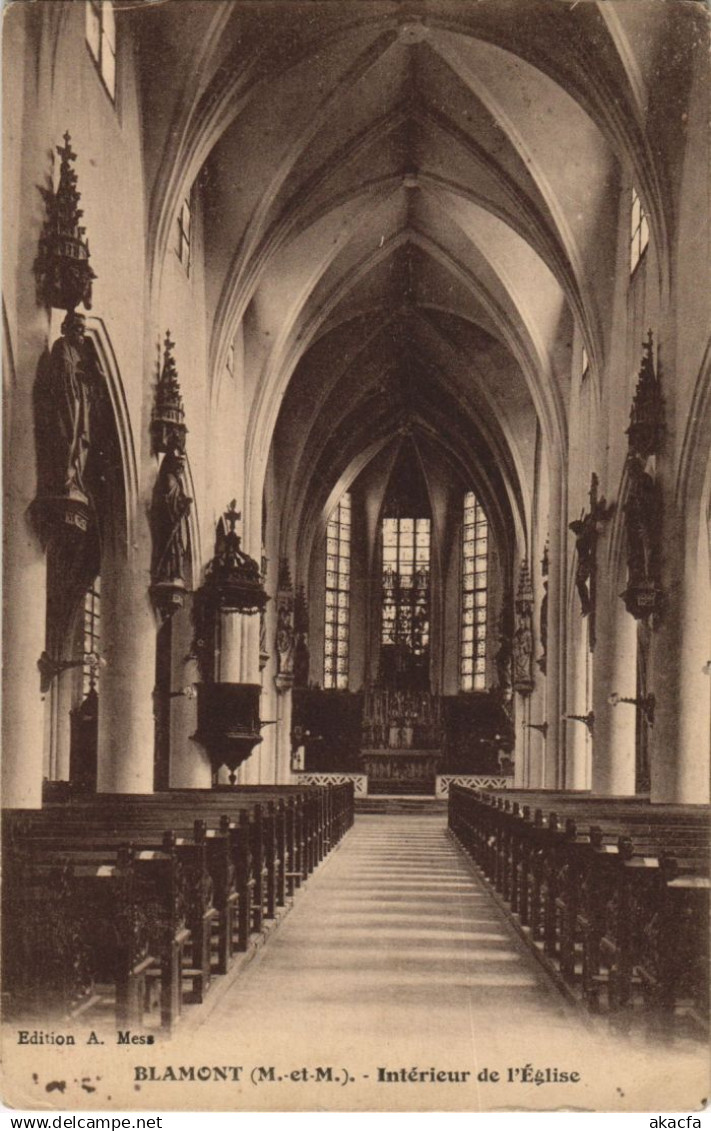 CPA BLAMONT Interieur de l'Eglise (989342)